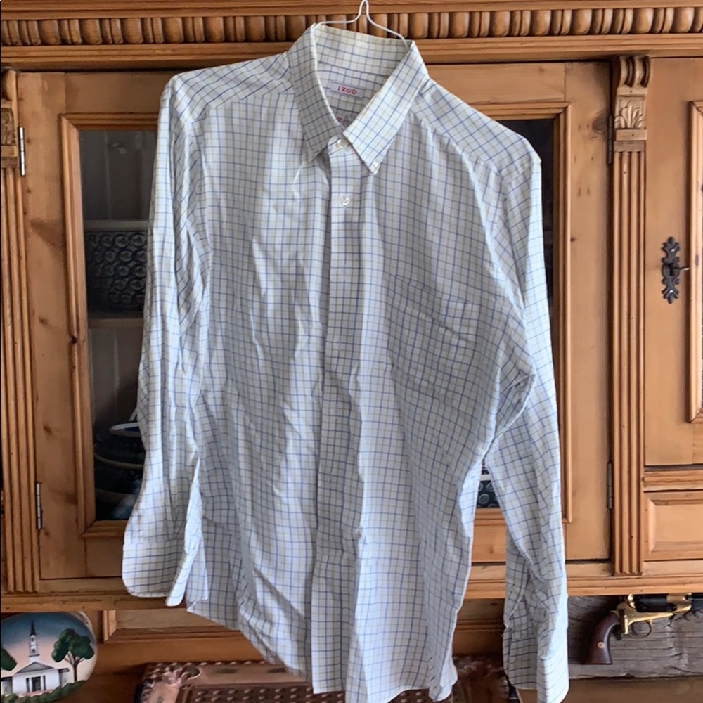 Men’s Long Sleeve IZOD button down